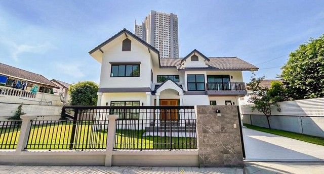 ขายบ้าน - กฤษดานคร10 รัตนาธิเบศร์ บ้านเดี่ยวมือสองนนทบุรี ทำเลติด ถนนรัตนาธิเบศร์