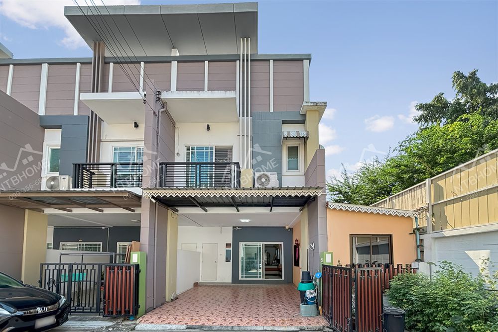 ขายทาวน์เฮาส์ - ทาวน์เฮ้าส์ 2 ชั้น พิบูลย์โฮมทาวน์ บางบัวทอง แปลงมุม ต่อเติมครบ ทำเลดีติดถนน