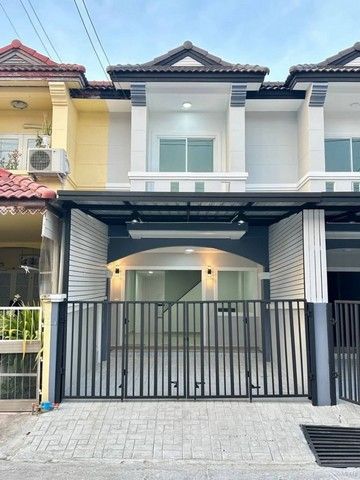 ขายทาวน์เฮาส์ - ขาย หมู่บ้านพุทธชาด บางบัวทอง ซอยแฟคตอรี่ ทาวน์เฮ้าส์ รีโนเวทใหม่ พร้อมอยู่ ใกล้ MRT บางรักใหญ่, นนทบุรี