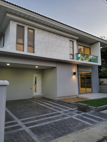 ขายบ้าน - ขายบ้านเดี่ยว 2 ชั้น 56 ตรว. โครงการเพอร์เฟค เพลส พระราม 9-กรุงเทพกรีฑา บ้านสวยมาก ไม่เคยเข้าอยู่