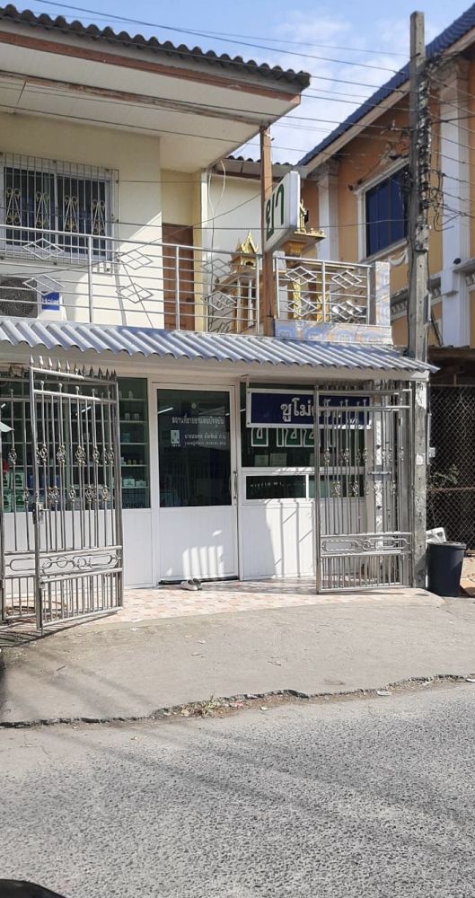 ขายทาวน์เฮาส์ - ทาวน์เฮ้าส์ หมู่บ้านอมรทรัพย์ อยู่วิทยา ถนนอยู่วิทยา เขตหนองจอก กรุงเทพ ทาวน์เฮ้าส์ 2 ชั้น