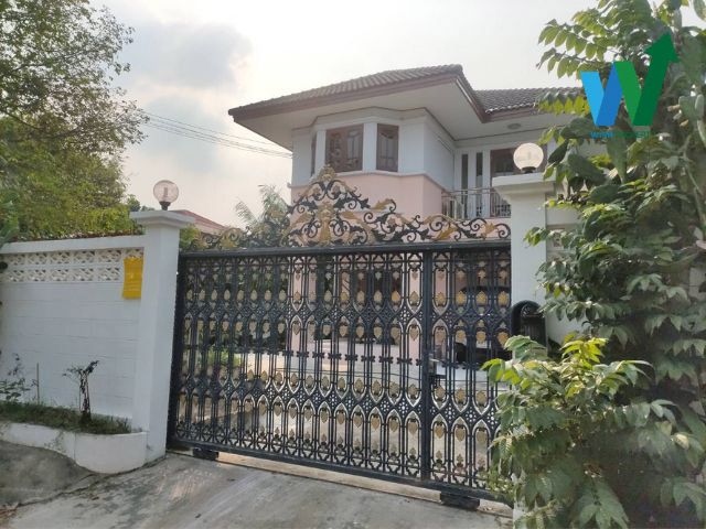 ขายบ้าน - ขายบ้าน ย่านพุทธมณฑลสาย2 มี 3 ห้องนอน ที่ดินใหญ่ ราคาถูก