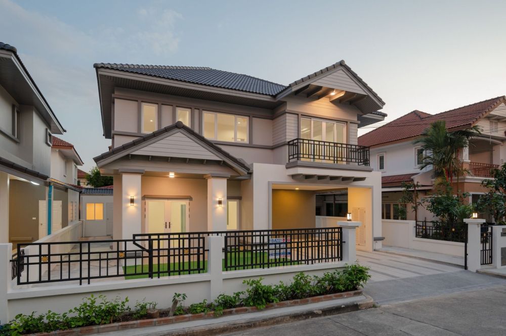 ขายบ้าน - นนท์ณิชา พระนั่งเกล้า บ้านมือสองตกแต่งใหม่ ติดถนนรัตนาธิเบศร์