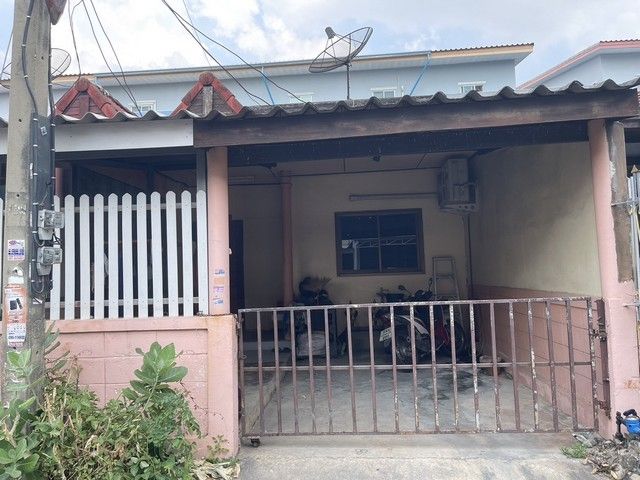 ขายทาวน์เฮาส์ - ขายด่วน ทาวน์เฮ้าส์1 ชั้น 20 ตารางวา ตำบล ลำลูกกา อำเภอ คูคต จังหวัด ปทุมธานี