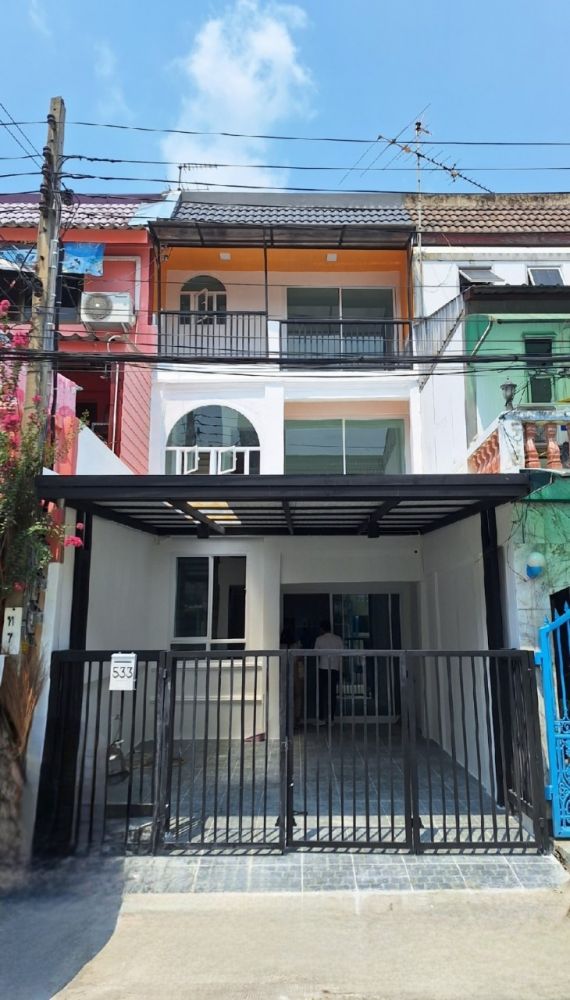 ขายทาวน์เฮาส์ - ขาย ทาวน์โฮม3ชั้น หมู่บ้านเพชรประทาน เพชรเกษม51 ใกล้รถไฟฟ้า mrt หลักสอง 5 นาที