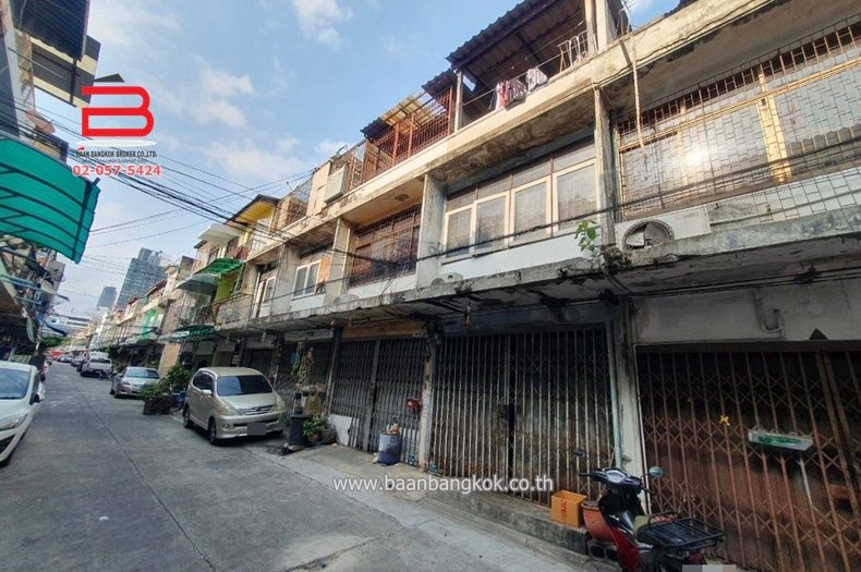 ขายอาคารพาณิชย์ / สำนักงาน - อาคารพาณิชย์ ศูนย์วิจัย 6 พระราม 9 ซอย 26 แยก 5 เนื้อที่ 10 ตรว. ถนนเพชรบุรีตัดใหม่ เขตห้วยขวาง จ.กรุงเทพมหานคร