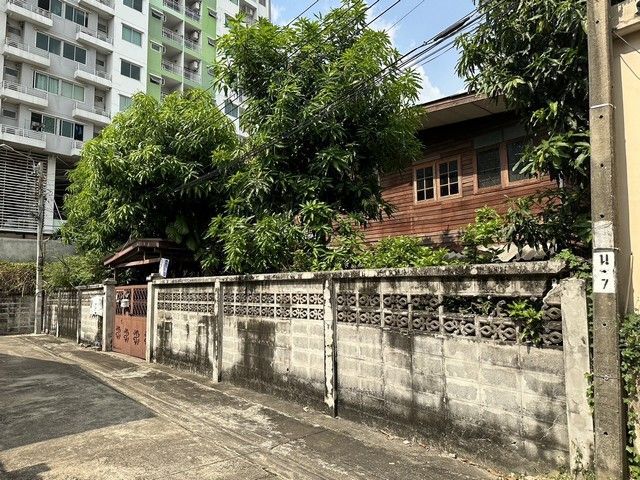 ขายที่ดิน - ขาย ที่ดิน 99 ตรว. ต.ตลาดขวัญ อ. เมือง จ. นนทบุรี ใกล้แหล่งอำนวยความสะดวกครบครัน เดิน 2 นาทีถึงถนนใหญ่