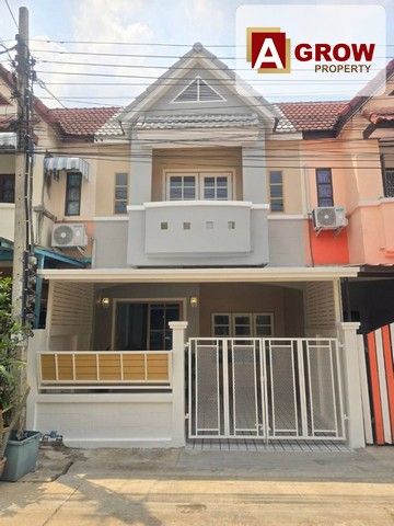 ขายทาวน์เฮาส์ - ม.สวีทโฮม บ้านรีโนเวทใหม่พร้อมอยู่ เดินทางสะดวก