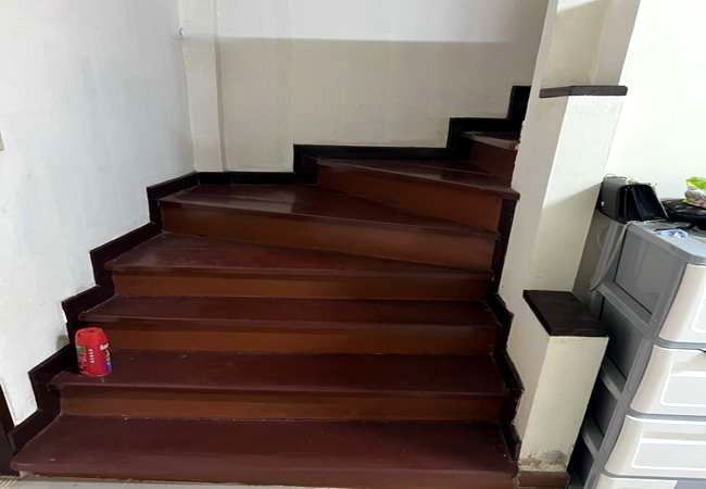 ขายทาวน์เฮาส์ - ขายทาวน์เฮ้าส์ หมู่บ้านร่มเงาไม้ ซอยวัดลาดปลาดุก ถนนกาญจนาภิเษก อำเภอบางบัวทอง นนทบุรี