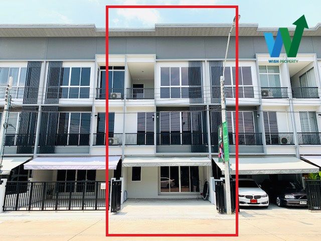 ขายทาวน์เฮาส์ - ทาวน์โฮมรามอินทรา สัมมากร อเวนิว ถนนเมน ตรงข้ามสวน ใกล้รถไฟฟ้าคู้บอน