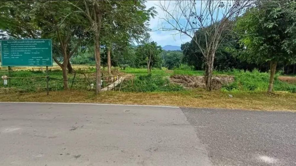 ขายที่ดิน - ขายที่ดินติดน้ำแม่ออนห่างโรงพยาบาลเพียง 12 นาที