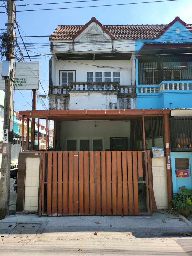 ขายทาวน์เฮาส์ - ทาวน์เฮ้าส์ 2 ชั้น หลังมุม ขายถูก!! เจ้าของขายเอง