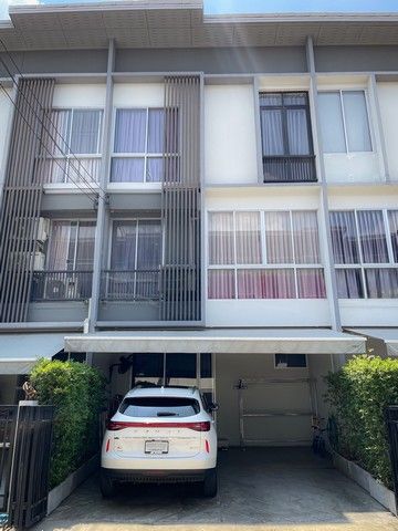 ขายทาวน์เฮาส์ - ขายด่วน ทาวน์โฮม 3 ชั้น โครงการสัมมากร อเวนิว รามอินทรา-วงแหวน พร้อมเฟอร์นิเจอร์ ใกล้แฟชั่นไอซ์แลนด์ ติดทางด่วน ใกล้รถไฟฟ้า