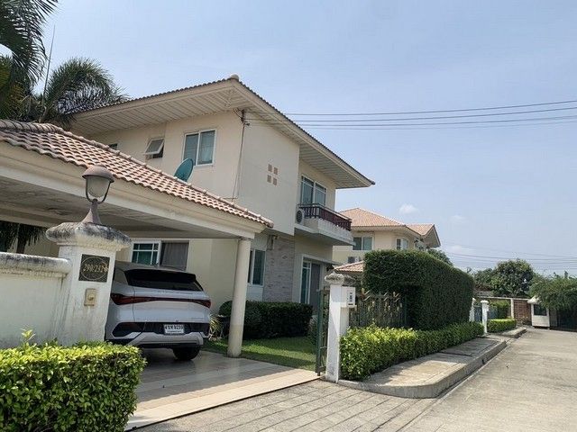 ขายบ้าน - ขายบ้านเดี่ยว 2 ชั้น 89.80 ตรว. ศุภาลัย พาร์ควิลล์ ร่มเกล้า-สุวรรณภูมิ ติดถนนใหญ่ มีนบุรี ร่มเกล้า กรุงเทพกรีฑาตัดใหม่ เฟอร์พร้อมอยู่