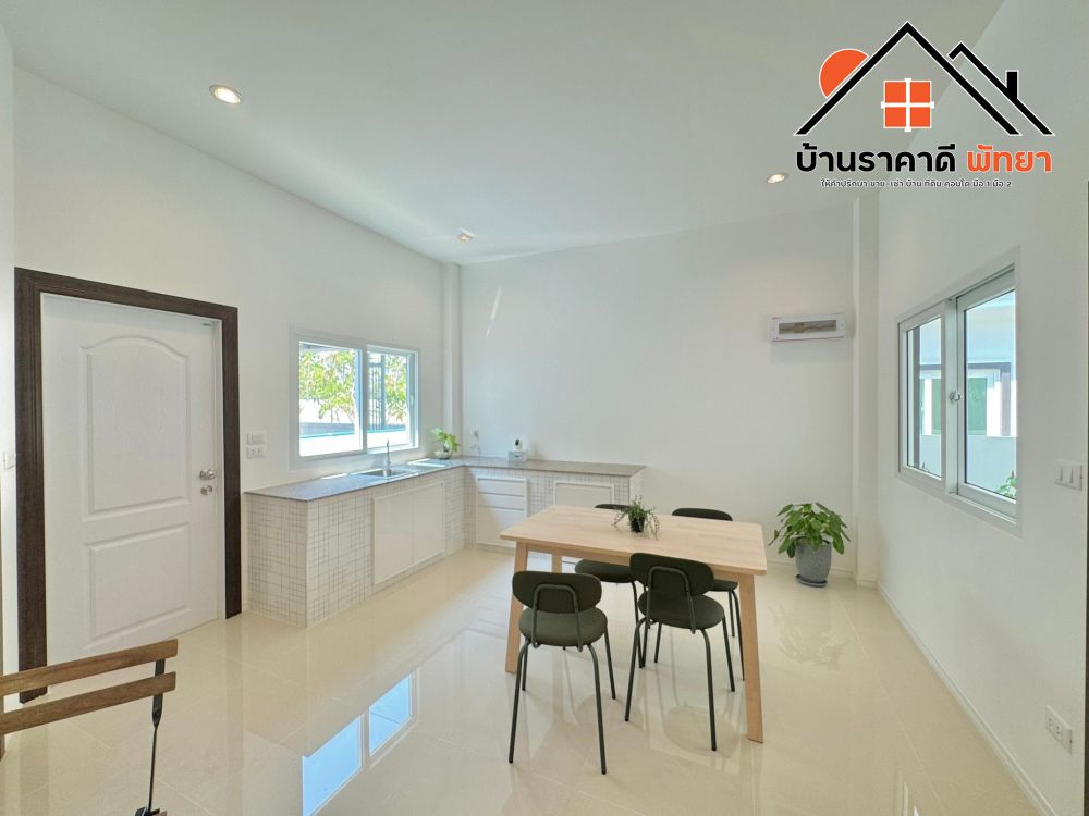 ขายบ้าน - บ้านเดี่ยวสร้างใหม่ บ้านสวยร่มรื่นน่าอยู่มากๆ หมู่บ้านเงียบสงบ พิกัด โป่ง-พัทยา มาบประชัน เดินทางสะดวกใกล้ถนน. ทล 36, ใกล้มอเตอร์เวย์สาย 7