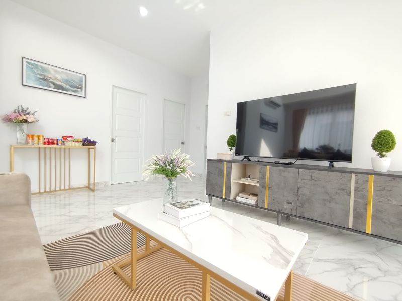 ขายบ้าน - การออกแบบสไตล์นอร์ดิกที่ทันสมัย ห่างจากทะเลสาบมาบประชัน 300 เมตร เฟอร์นิเจอร์ครบ พร้อมเข้าอยู่!! !!