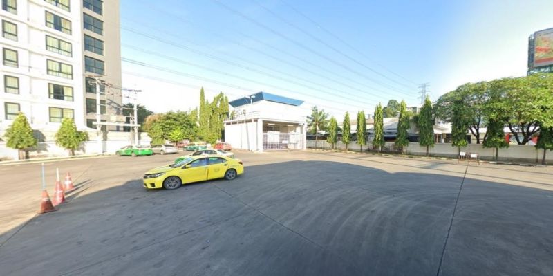 ขายที่ดิน - ขายที่ดินเปล่า ติดถนนประชาชื่น เนื้อที่เกือบ 2 ไร่ !