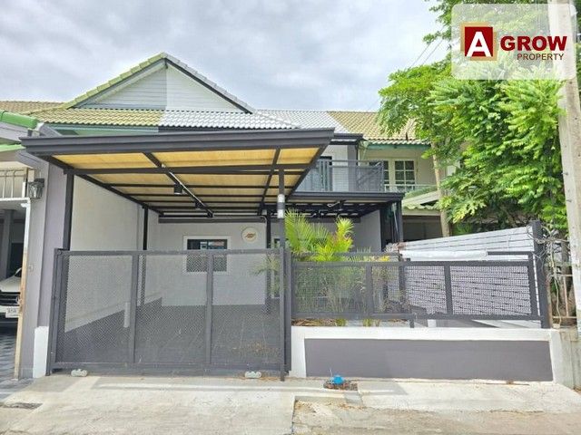 ขายทาวน์เฮาส์ - ม. พฤกาา 3 ริมคลอง3 บ้านรีโนเวทใหม่พร้อมอยู่ ทำเลดี หน้าบ้านไม่ติดใคร วิวธรรมชาติ