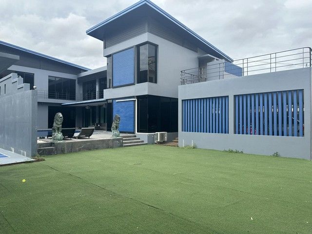 ขายบ้าน - ขาย หรือ เช่าบ้าน ถนนสุขุมวิท เมืองพัทยา อำเภอบางละมุง ชลบุรี