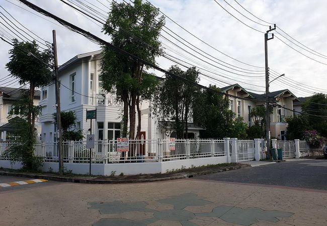 ขายบ้าน - ขายบ้านเดี่ยว หมู่บ้านปริญสิริ นวลจันทร์ ติดถนนนวลจันทร์ บึงกุ่ม กรุงเทพมหานคร