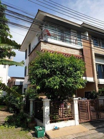 ขายทาวน์เฮาส์ - ขายทาวน์โฮม 3 ชั้น พลัส ซิตี้ พาร์ค ศรีนครินทร์-สวนหลวง ถนนเฉลิมพระเกียรติ ร.9 แขวงหนองบอน เขตประเวศ กทม