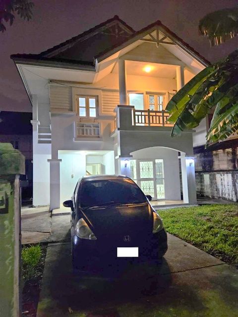 ให้เช่าบ้าน - รีโนเวทใหม่ ฟลอราวิลล์ 60ตรว.สุวินทวงศ์ 30-48 MRT มีนบุรี ขาย-เช่าบ้านเดี่ยว 2 ชั้น 80ตรม. 4นอน 2น้ำ 6จอดรถ เฟสต้นๆ ตลาดนครฉลองกรุง