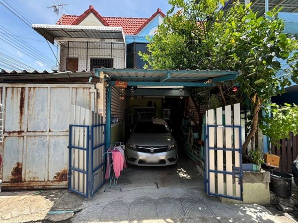 ขายทาวน์เฮาส์ - ขายทาวน์เฮ้าส์ หมู่บ้านพิมลราช 2 ถ.บ้านกล้วย-ไทรน้อย นนทบุรี พื้นที่ 16 ตรว. ราคาถูก พร้อมอยู่ ใกล้เซ็นทรัลเวสต์เกต