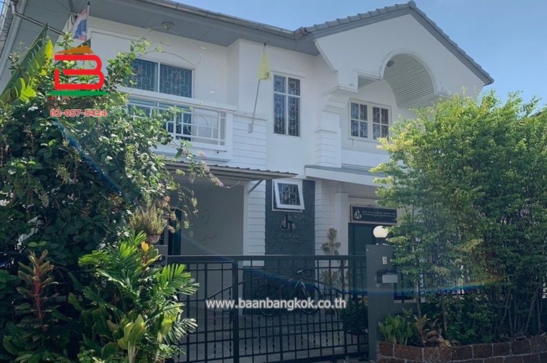 ขายบ้าน - บ้านเดี่ยว หมู่บ้าน บุรีรมย์ ซอยคู้บอน 41 แยก 9 เนื้อที่ 56.3ตรว. ถนนรามอินทรา แขวงสามวาตะวันตก เขตคลองสามวา