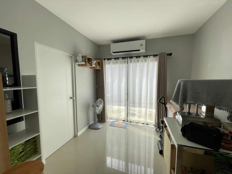 ขายทาวน์เฮาส์ - ขายทาวน์โฮม 22 ตร.ว 3 ห้องนอน ม.สิริเพลส รังสิต-คลอง2 พร้อมอยู่ จัดกู้ฟรี