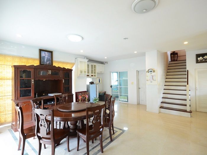 ขายบ้าน - ขายต่ำกว่าราคาประเมิน บ้านเดี่ยว131ตรว. หลังมุม ม.ปาริชาต345 โซนB ถนนเมน สวยพร้อมอยู่ พื้นที่เยอะ