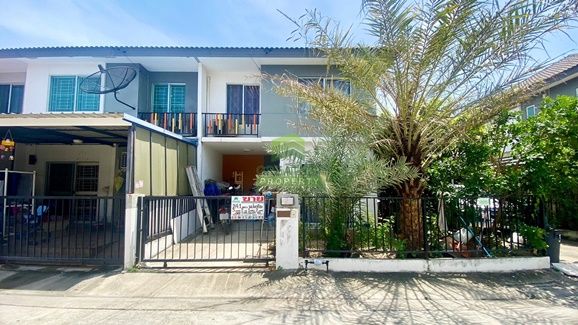 ขายทาวน์เฮาส์ - หมู่บ้าน พฤกษา96/1 คลองสอง ปทุมธานี ขายด่วน ทาวน์เฮ้าส์ 2 ชั้น เนื้อที่ 24.10 ตร.ว แปลงมุม ทำเลดี การเดินทางสะดวก