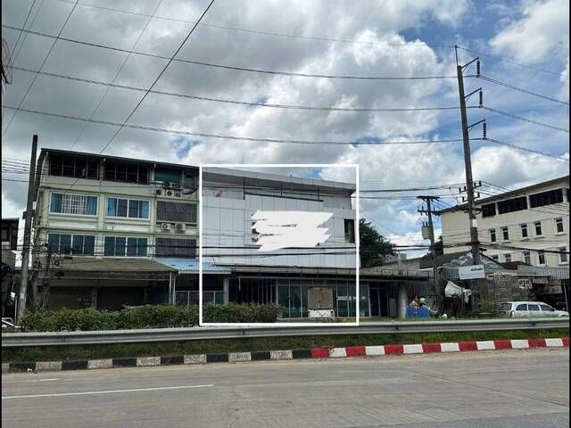 ขายอาคารพาณิชย์ / สำนักงาน - ขายอาคารพานิชย์ 4 คูหา 3 ชั้น ขนาด 173 ตร.ว. ใกล้ห้างโรบินสัน ตลาดริมเมย อ.แม่สอด จ.ตาก