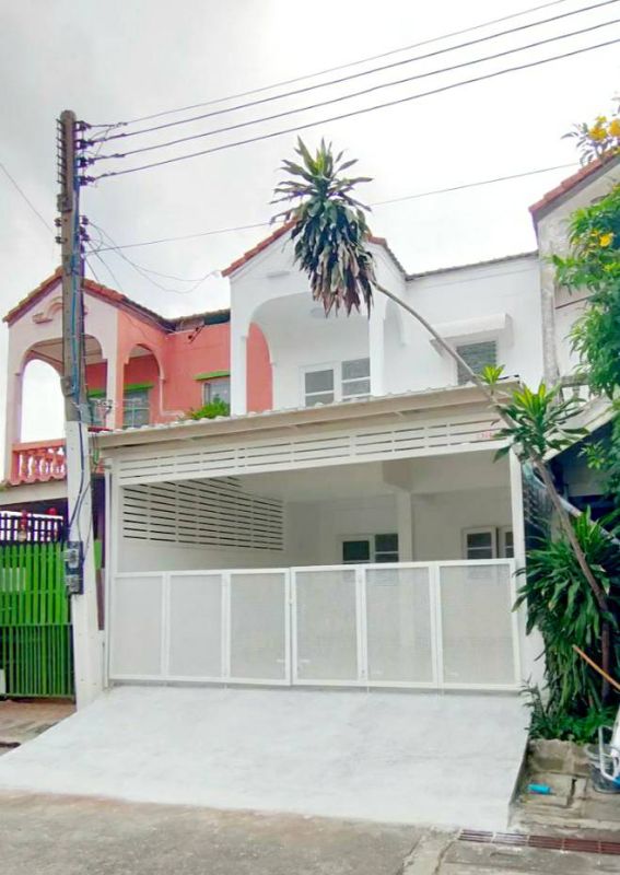 ขายทาวน์เฮาส์ - ขายทาวน์เฮ้าส์ 2ชั้น มบ.ธารารินทร์ 18 ตรว. อ.ธัญบุรี
