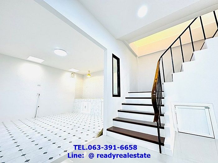 ขายทาวน์เฮาส์ - ขายทาวน์เฮ้าส์ 18 ตร.ว ม.ธนารมณ์ ลาดสวาย-ลำลุกกา แต่งใหม่ทั้งหลัง ราคาต่อรองได้