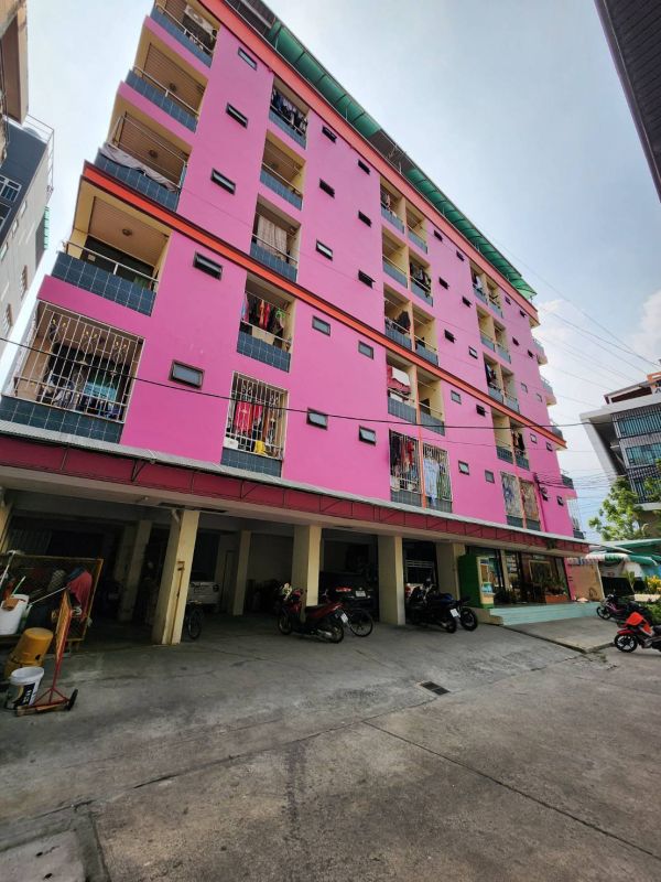 ขายอพาร์ทเม้นท์ / โรงแรม - ขายอพาท์เม้นท์ 6 ชั้น ขนาดที่ดิน 384 ตร.ว. ตรงข้ามโรงเรียนนานาชาติ ราฟเฟิล บางนา