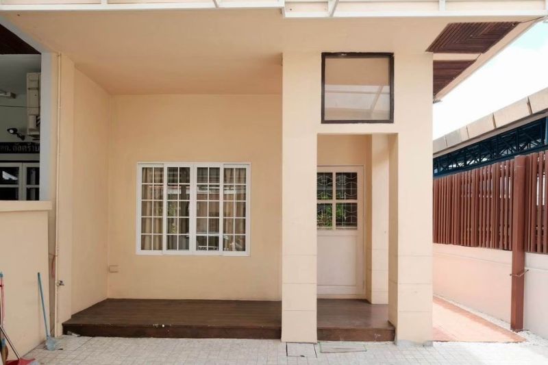 ให้เช่าทาวน์เฮาส์ - ให้เช่าทาวน์เฮ้าส์(หลังมุม) 3ชั้น หมู่บ้านแฮปปี้แลนด์วิวล์ ซอยลาซาล32