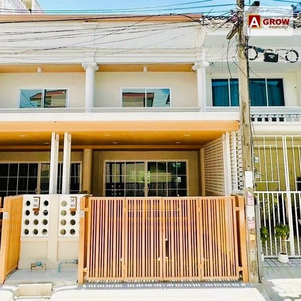 ขายทาวน์เฮาส์ - ม. ฉัตรเพชร 50/127 ซ.2-4 ถ.หนามแดง-บางพลี บ้านรีโนเวทใหม่ทั้งหลัง พร้อมหิ้วกระเป๋าเข้าอยู่ได้เลย
