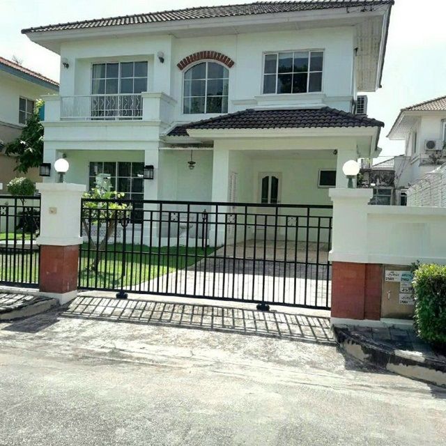 ให้เช่าบ้าน - สุขาภิบาล2 21-27นานาชาติแพน-เอเชีย ให้เช่าบ้าน 3นอน Built-in ทั้งหลัง เตียงครบทุกห้อง 3น้ำ พร้อมเฟอร์ ครบครัน อ่อนนุช วงแหวน รพ. สิรินธร