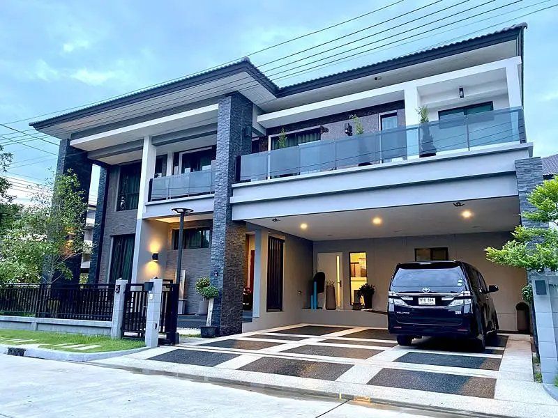 ขายบ้าน - ขายบ้านโครงการ เดอะ ซิตี้ พัฒนาการ 97 ขนาด 6 ห้องนอน หลังมุม แต่งสไตล์พูลวิลล่า