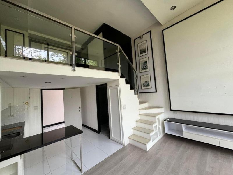 ให้เช่าบ้าน - ให้เช่าที่ดินพร้อมอาคาร สถานีแบริ่งขนาดที่ดิน 351 ตารางวาอาคารชั้นเดียว พื้นที่ใช้สอย 150 ตรม1 ห้องโถง 2 ห้องนอน 3 ห้องน้ำที่จอดรถ 10 คัน ++