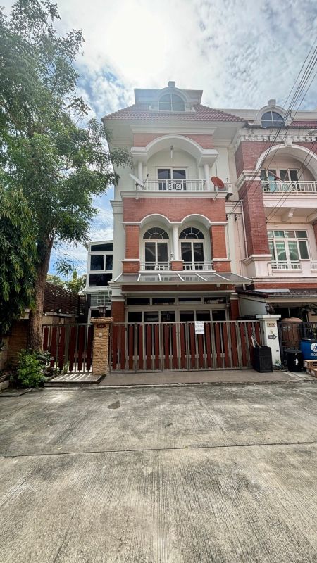 ขายทาวน์เฮาส์ - ขายทาวน์โฮม คาซ่าซิตี้ สุคนธสวัสดิ์ 36 พื้นที่ 31 ตรว.