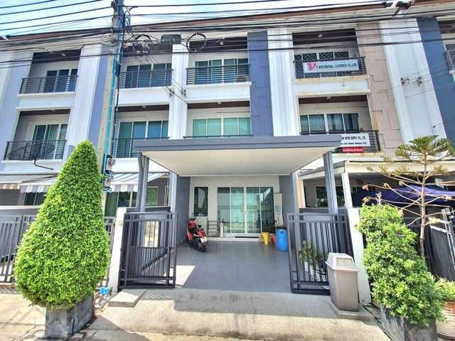 ให้เช่าทาวน์เฮาส์ - ให้เช่าทาวน์โฮม 3 ชั้น สไตล์ Modern บ้านกลางเมือง S-Sense ศรีนครินทร์ 46/1 ใกล้รถไฟฟ้าสายสีเหลือง สถานีสวนหลวงร.9