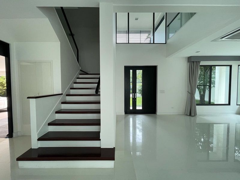 ขายบ้าน - ขายบ้านเดี่ยวสุดหรู บ้านใหม่ 2 ชั้น 200 ตร.ว. ม.ลดาวัลย์-รัตนาธิเบศร์ ใกล้ MRT สีม่วง เมือง นนทบุรี.