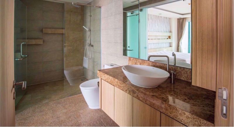 ขายคอนโด - Paradise Ocean View Pattaya SALE คอนโดหรู ติดหาด ติดทะเล