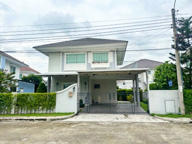 ให้เช่าบ้าน - ตรงปก! บ้านหรูแต่งครบ MRT มีนบุรี 2.1 กม. ให้เช่าคฤหาสน์ บ้านเดี่ยว 2ชั้น 3นอน ม.เกษมบัณฑิต ร่มเกล้า 1.2 กม. 3น้ำ 60ตรว. 180 ตรม.