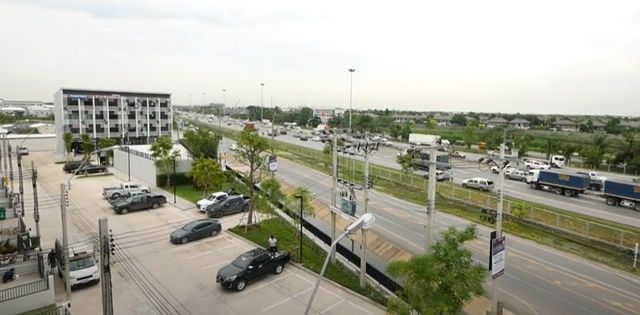 ให้เช่าอาคารพาณิชย์ / สำนักงาน - สินแพทย์รามอินทรา 2.6 กม คู้บอน มอเตอร์เวย์ ให้เช่า โฮมออฟฟิศ 4ชั้น 24 ตรว.300ตรม.ถูกที่สุด กว้าง 5.8 ม. ขาย . 4-5 นอน 4 น้ำ แอร์ครบ