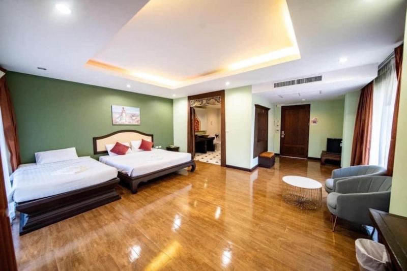 ขายอพาร์ทเม้นท์ / โรงแรม - ขายโรงแรมตกแต่งสไตล์ไทยๆจำนวน126ห้องเนื้อที่4ไร่12.7 บางละมุง ใกล้ตลาดลานโพธิ์นาเกลือ ชลบุรี