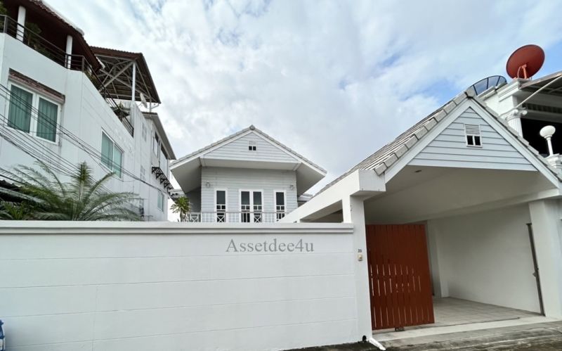 ให้เช่าบ้าน - ให้เช่าบ้านเดี่ยว-โฮมออฟฟิศ 2 ชั้น ถนนพระราม 9 ใกล้เดอะ ไนน์ พื้นที่ 63 ตารางวา แอร์ 8 เครื่อง จดบริษัทได้