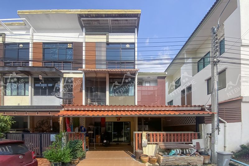 ขายทาวน์เฮาส์ - ทาวน์โฮม 3 ชั้น หมู่บ้านซิกเนเจอร์ เพชรเกษม 69 แปลงมุม ต่อเติมครบ ทำเลดีเข้าซอยไม่ลึก