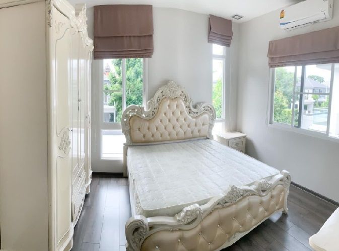 ให้เช่าบ้าน - For Rent ให้เช่าบ้านเดี่ยว 2 ชั้น โครงการ มัณฑนา ศรีนครินทร์ - ร่มเกล้า บ้านสภาพใหม่ เฟอร์นิเจอร์ครบ Fully Furnished /